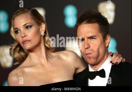 Leslie Bibb und Sam Rockwell die Teilnahme an der EE-British Academy Film Awards in der Royal Albert Hall, Kensington Gore, Kensington, London statt. Stockfoto