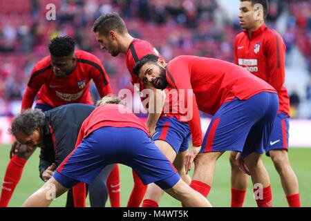 Atletico de Madrid Spieler Diego Costa vor dem Spiel zwischen Atlético de Madrid und Athletic de Bilbao an der Wanda Metropolitano Stadion in Madrid, Sauday Feb 18 2018. Credit: CORDON Cordon Drücken Sie die Taste/Alamy leben Nachrichten Stockfoto