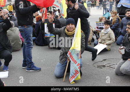 Freies Kurdistan März in London am 18/02/18 Quelle: Alex Cavendish/Alamy leben Nachrichten Stockfoto