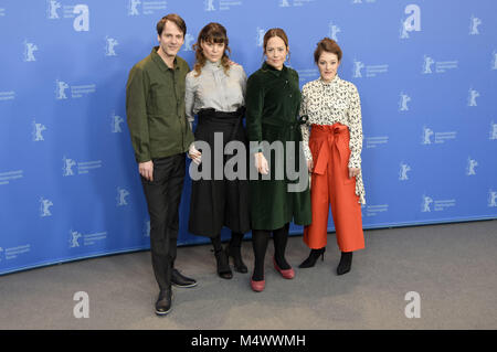 Dominik Warta Kathrin Resetarits Katharina Muckstein Und Sophie Stockinger Wahrend Der L Animale Fotoshooting An Der 68 Internationalen Filmfestspiele Berlin Berlinale 2018 Im Hotel Grand Hyatt Am 18 Februar In Berlin Deutschland Credit