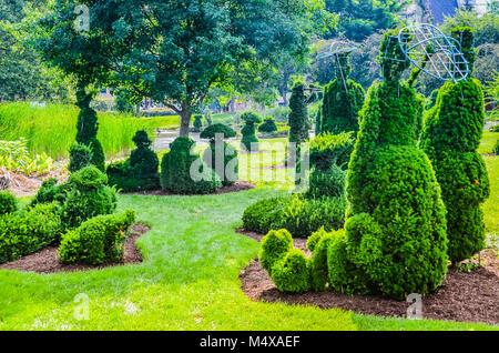 Der formschnitt Garten Park in Columbus, Ohio sitzt auf den Resten der alten Gehörlosenschule Park. Aber es hat sich auch liebevoll als Der formgehölze bekannt Stockfoto