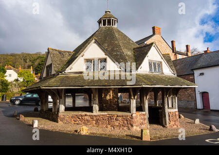 Eine jakobinische Yarn Market in 1609 von George Luttrell gebaut. Dunster Somerset UK Stockfoto