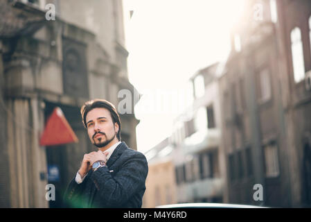 Junger Mann in Vintage englisch Tweedanzug Stockfoto