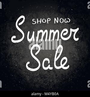 Jetzt einkaufen. Summer Sale. Hand gezeichnet Vektor Schriftzug Phrase. Moderne motivierender Kalligraphie Dekor für Wand, Poster, Drucke, Karten, T-Shirts und andere Stock Vektor