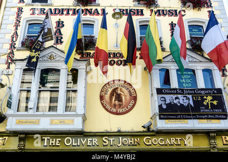 Das Oliver St. John Gogarty, ein typisch irischer Pub. Temple Bar. Böhmisches und kulturelles Viertel. Dublin, Irland, Europa, EU. Stockfoto