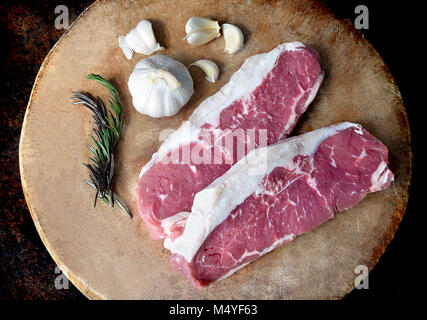 Die frischen Angus Rindfleisch für das Kochen für Steak und Grill Fleisch aus Markt geschnitten Stockfoto