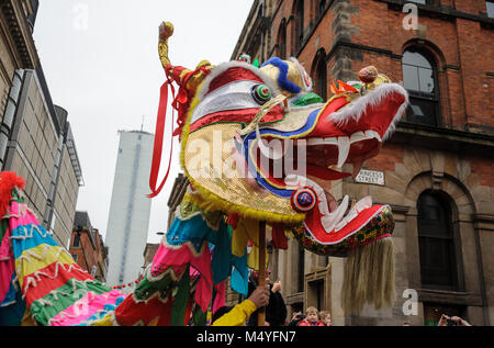 Chinesisches Neues Jahr 2018, das Jahr des Hundes, Festival in Manchester, Großbritannien Stockfoto