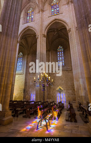 Sonnenlicht im Kloster Batalha - Portugal Stockfoto