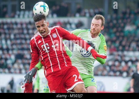 Wolfsburg, Deutschland. 17 Feb, 2018. Corentin TOLISSO (li., M) versus Maximilian ARNOLD (WOB), Aktion, Duellen, Fussball 1. 1. Fussballbundesliga, 23. Spieltag VfL Wolfsburg (WOB) - FC Bayern München (M), am 17.02.2018 in Wolfsburg/Deutschland. | Verwendung der weltweiten Kredit: dpa/Alamy leben Nachrichten Stockfoto