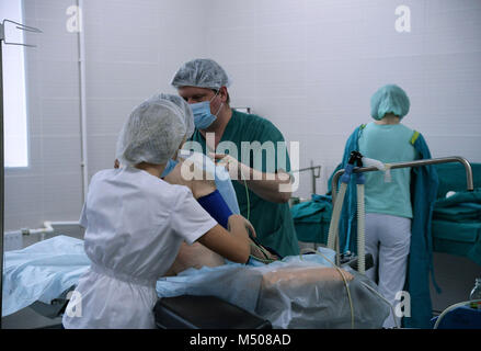 St. Petersburg, Russland. 19 Feb, 2018. Russland, St. Petersburg, am 19. Februar 2018. Klinische Krankenhaus für Veteranen der Kriege. Arbeit der klinischen Krankenhaus für Veteranen der Kriege in St. Petersburg. Credit: Andrey Pronin/ZUMA Draht/Alamy leben Nachrichten Stockfoto