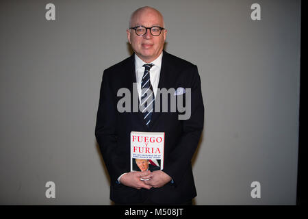 Madrid, Spanien. 19. Februar, 2018. Der Schriftsteller Michael Wolff bei der Vorstellung seines Buches Feuer und Wut im Trump weißen Schlauch in Madrid 19/02/2018 Credit: Gtres Información más Comuniación auf Linie, S.L./Alamy leben Nachrichten Stockfoto