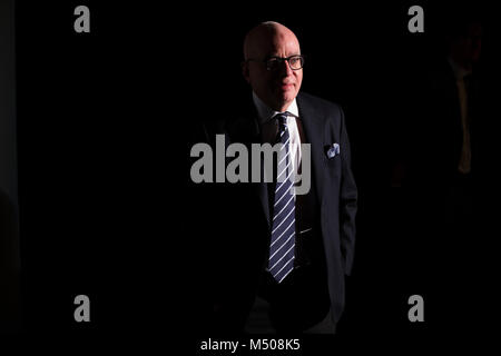 Madrid, Spanien. 19. Februar, 2018. Der Schriftsteller Michael Wolff bei der Vorstellung seines Buches Feuer und Wut im Trump weißen Schlauch in Madrid 19/02/2018 Credit: Gtres Información más Comuniación auf Linie, S.L./Alamy leben Nachrichten Stockfoto