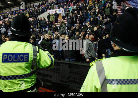 Menge Probleme nach der FA Cup in die fünfte Runde zwischen Wigan Athletic und Manchester City auf DW Stadion am 19. Februar 2018 in Wigan, England. (Foto von Daniel Chesterton/phcimages.com) Stockfoto