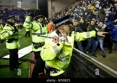 Menge Probleme nach der FA Cup in die fünfte Runde zwischen Wigan Athletic und Manchester City auf DW Stadion am 19. Februar 2018 in Wigan, England. (Foto von Daniel Chesterton/phcimages.com) Stockfoto