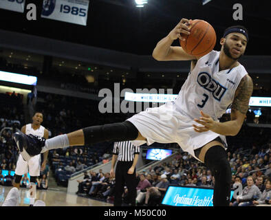 Februar 15, 2018 - Old Dominion Monarchen guard B.J. Stith (3) Während der UTSA Roadrunners vs Old Dominion Monarchen Spiel an Ted Konstante Zentrum in Norfolk, Virginia. Alte Herrschaft beat UTSA Aufzeichnung 100-62. Jen Hadsell/CSM Stockfoto