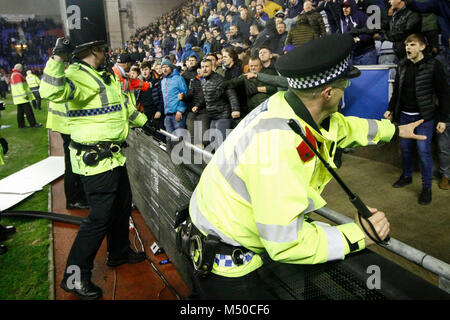 Menge Probleme nach der FA Cup in die fünfte Runde zwischen Wigan Athletic und Manchester City auf DW Stadion am 19. Februar 2018 in Wigan, England. (Foto von Daniel Chesterton/phcimages.com) Stockfoto