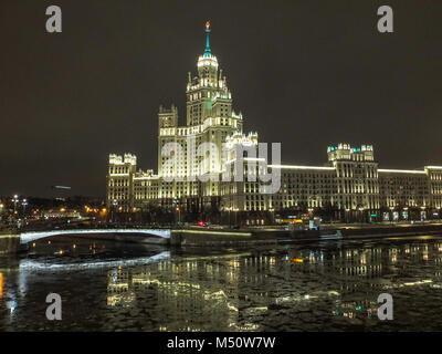 Kotelnicheskaya Damm Gebäude Stockfoto