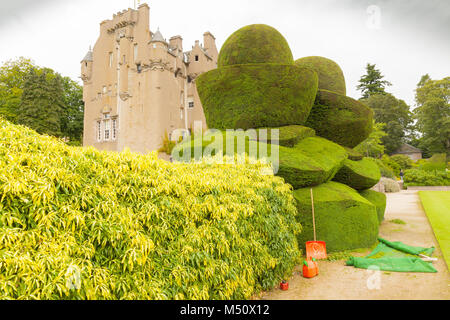 Crathes Castle Schottland mit Garten Aussicht im Sommer Stockfoto