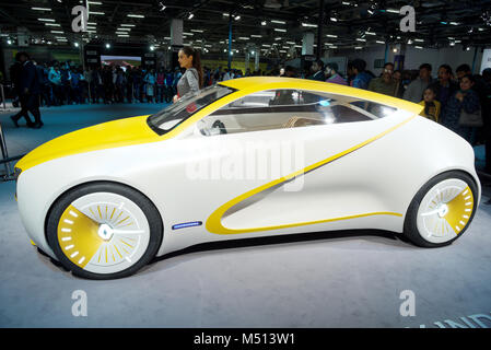 Greater Noida, Indien. 14. Februar 2018. Ihre Renault Concept Car, das erstmals auf der Auto Expo 2018 in Greater Noida, Indien präsentieren. Stockfoto