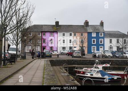 Aberaeron twon West Wales an einem bewölkten Tag im Februar. Stockfoto