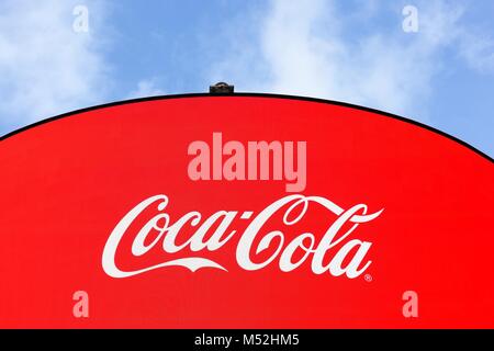 London, Großbritannien, 31. Januar 2018: Coca Cola adverstising am Piccadilly Circus, London. Coca Cola ist eine kohlensäurehaltige Softdrinks Stockfoto