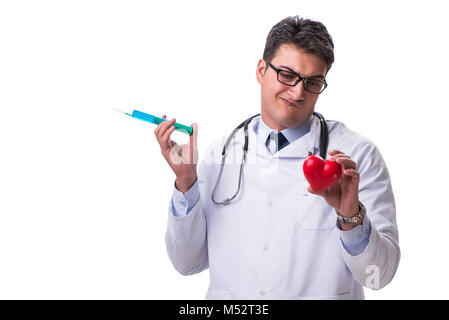 Junge männliche Kardiologe Arzt Holding ein Herz isoliert auf weißem Stockfoto