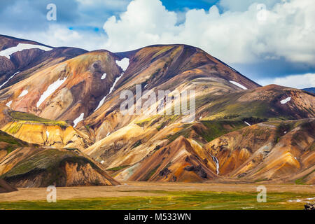 Mehrfarbige malerischen rhyolitic Berge Stockfoto