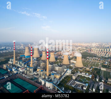 Luftbild des thermischen Kraftwerks Stockfoto