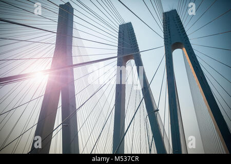 Schrägseilbrücke closeup Stockfoto