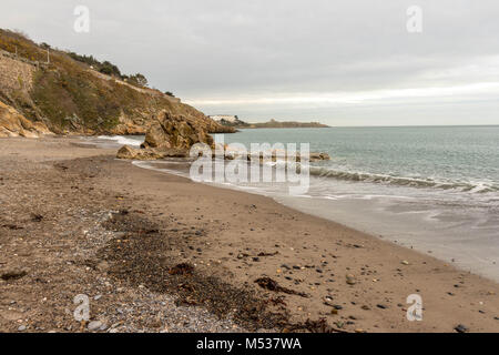 White Rock, Killiney, mit Ausblick auf Sorrent Terrasse und Dalkey Island. Stockfoto