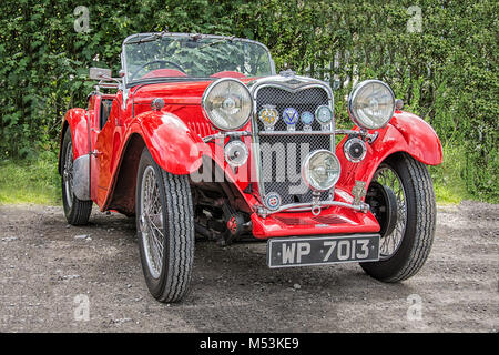 1934 Sänger neun Le Mans roten Sportwagen. isoliert ist und keine Leute in Aussicht Stockfoto