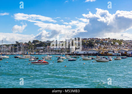 Ein Blick auf den Hafen von Brixham in South Devon, Großbritannien. Stockfoto