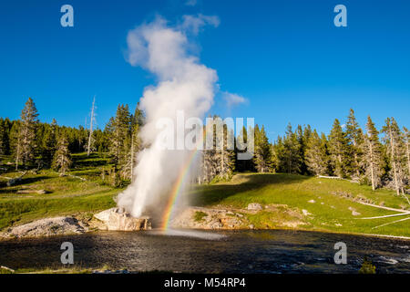 Riverside Geysir im Yellowstone National Park Stockfoto