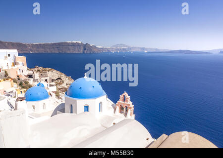 Typische Blick auf Oia Santorini Griechenland Stockfoto
