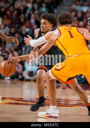 Los Angeles, CA, USA. 17 Feb, 2018. Oregon State Guard (1) Stephen Thompson Jr. Drives zum Korb während des Spiels zwischen der Oregon State Beavers vs die USC Trojans am Galen Center in Los Angeles, Kalifornien. USC besiegte Oregon State 72-59. (Obligatorisch: Juan Lainez/MarinMedia/Cal Sport Media) Credit: Csm/Alamy leben Nachrichten Stockfoto