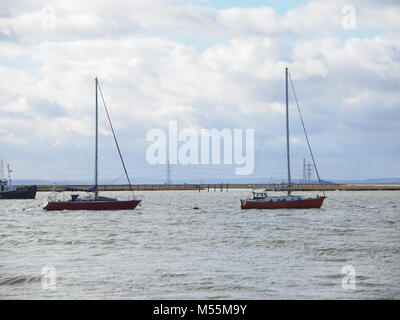 Queenborough, Kent, UK. 20 Feb, 2018. UK Wetter: Sonnig, gemischt mit Duschen in Queenborough. Credit: James Bell/Alamy leben Nachrichten Stockfoto