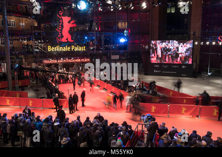 Berlin, Deutschland. 20 Feb, 2018. Roten Teppich des 'Don't Sorge, er bisher nicht bekommen zu Fuß' Premiere auf der 68. Internationalen Filmfestspiele Berlin/Berlinale 2018 im Berlinale-Palast am 20. Februar 2018 in Berlin, Deutschland. Credit: Geisler-Fotopress/Alamy leben Nachrichten Stockfoto