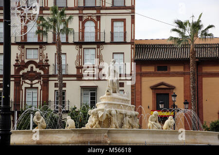 Brunnen Fuente de Hispalis auf dem Platz Puerta de Jerez Stockfoto