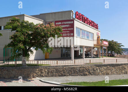 Gelendschik, die Region Krasnodar, Russland - Juli 19, 2015: Coach Station Badeort Gelendschik Stockfoto