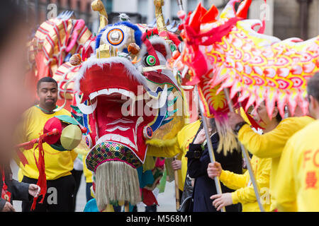 Chinesisches Neujahr 2018 feiern in Manchester - das Jahr des Hundes. Stockfoto