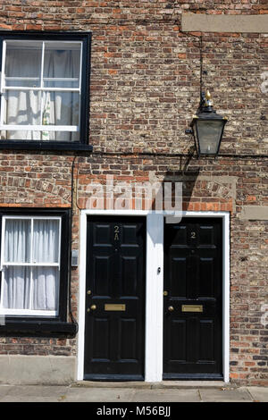 Hütten in der Hochschule Straße durch das Münster, York, England, Großbritannien Stockfoto