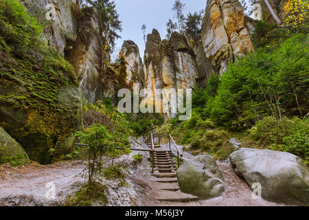 Felsen in Adrspach-Teplice Naturpark in der Tschechischen Stockfoto