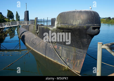 Die historische u-Boot, O'Brien, festgemacht an der Küste von Valdia in Los Lagos, Chile Stockfoto