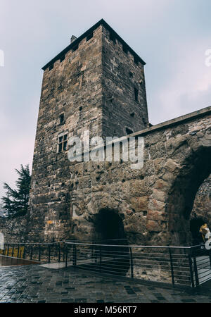 Porta Praetoria römische Stadt Tor in Aosta, Italien gebaut in 25 v. Chr. nach der Niederlage der Salassians von terenzio Varrone Stockfoto