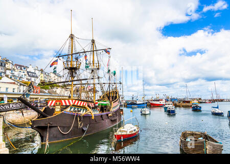 Ein Blick auf den Hafen von Brixham in South Devon, Großbritannien. Stockfoto