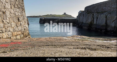 Coliemore Hafen ist in Dalkey (südlich von Dublin). Außerdem, im Mittelalter, Coliemore war der wichtigste Hafen für Dublin City. Stockfoto