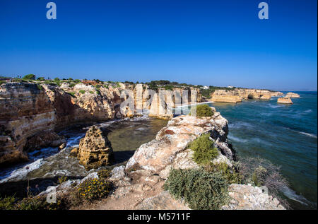 Marinha Strand, an der Atlantikküste in Portugal, Algarve, Europa/Corvoeiro/Süd Portugal Stockfoto