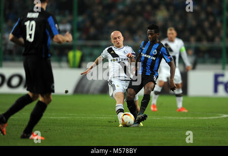 Warschau, Polen - 22. OKTOBER 2015: UEFA Europa League Gruppenphase Legia Warschau Club Brugge Belgien o/p: Michal Pazdan Abdoulay Diaby Stockfoto