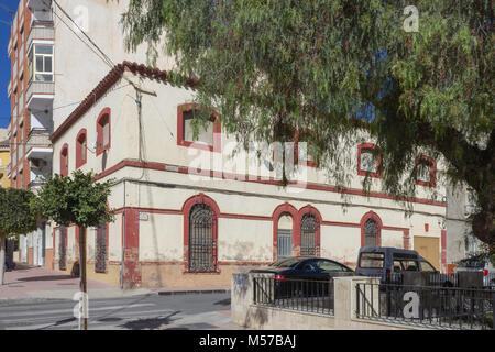 Großes Eckhaus im Stadtzentrum von Albox, Provinz Almeria, Andalucía, Spanien Stockfoto