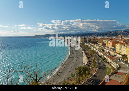 Blick auf Nizza, Baie des Anges und der Promenade des Anglais im Winter 2018 Stockfoto